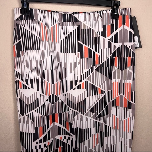 New Medium Mossimo Pencil Skirt Black White Orange Geometric NWT Lined Zip - Picture 10 of 14